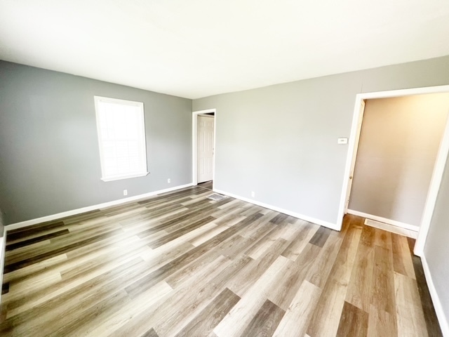 2961 Stuart Street Indianapolis, IN 46218 - Photo 6 of 16