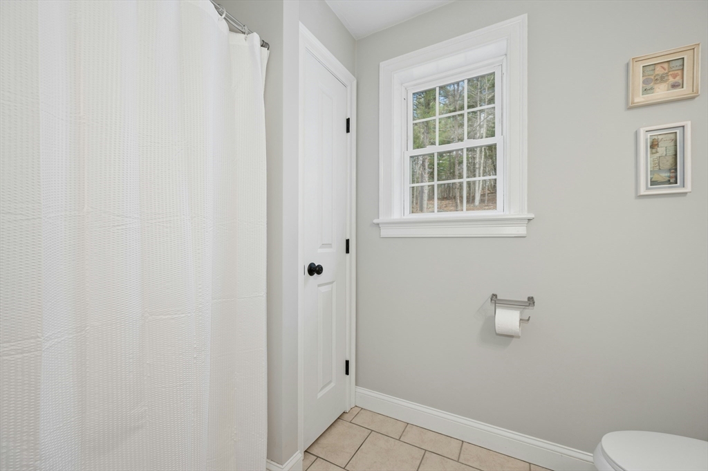 171 Whitins Road Sutton, MA 01590 - Photo 26 of 41 Gallery Image 26