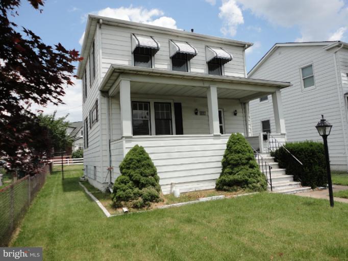 6906 Sollers Point Road Dundalk, MD 21222 - Photo 1 of 17 Exterior (Front)