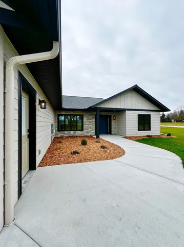 $588,000 | 115 Barber Circle, Granite Falls, MN 56241