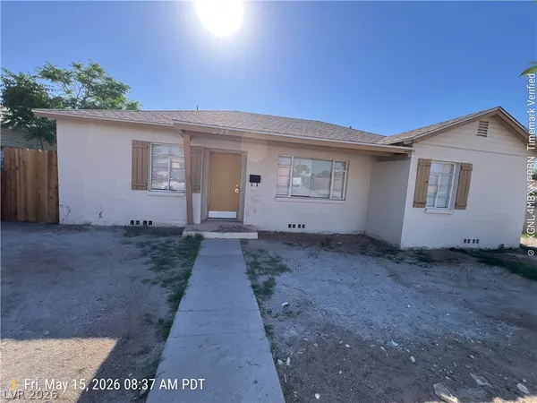 $1,551 | 229 Circle Drive, Las Vegas, NV 89101