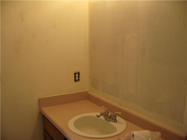 184 Independence Road Greenfield, IN 46140 - Photo 12 of 24 Gallery Image 12