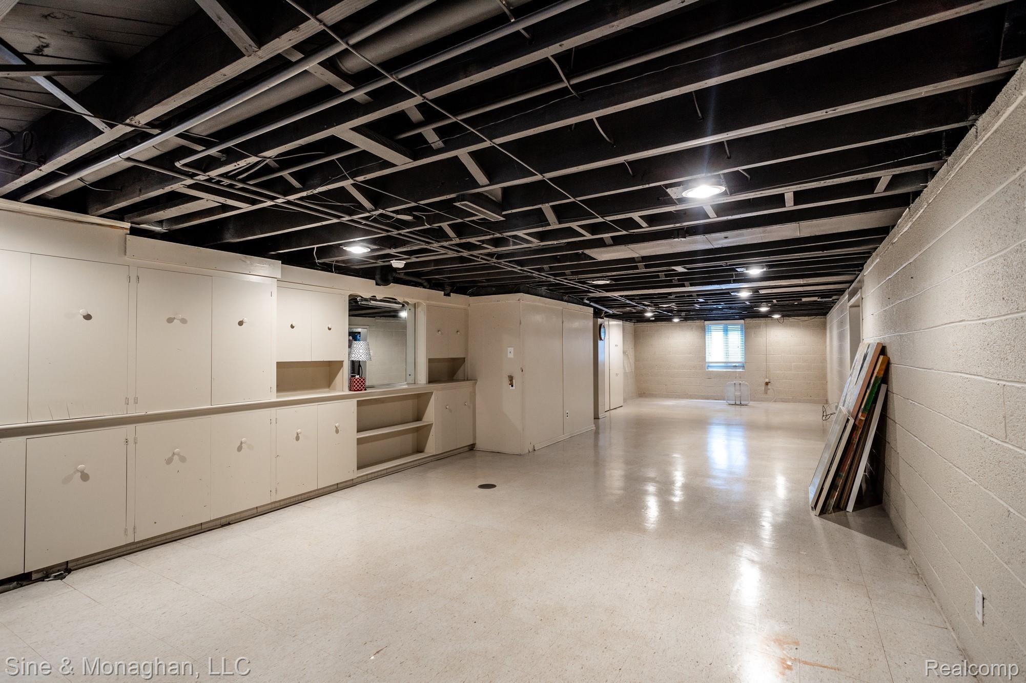 486 Shelbourne Road Grosse Pointe, MI 48236 - Photo 34 of 57 486 Shelbourne S001.jpg