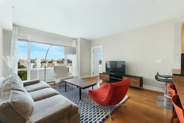 $1,499,000 | 1280 5th Avenue, Unit 18F | Upper Carnegie Hill