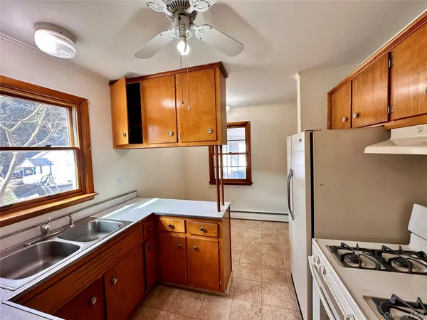 $3,000 | 10 Smith Street, Red Hook, NY 12571