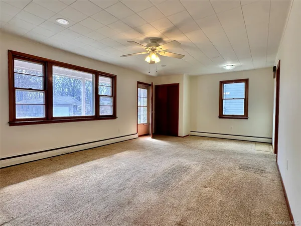 $3,000 | 10 Smith Street, Red Hook, NY 12571