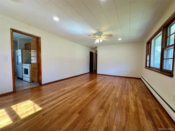 $3,000 | 10 Smith Street, Red Hook, NY 12571