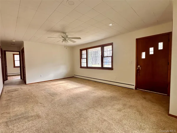 $3,000 | 10 Smith Street, Red Hook, NY 12571