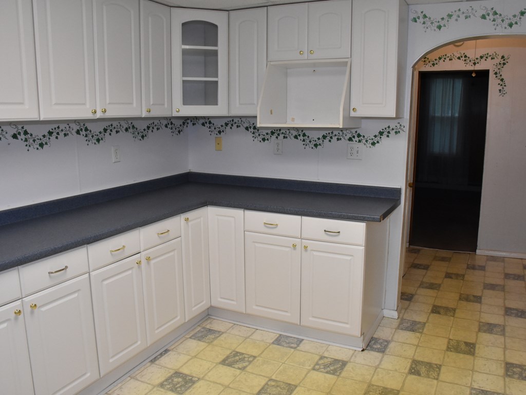 20185 Homecroft Road Meadville, PA 16335 - Photo 13 of 28