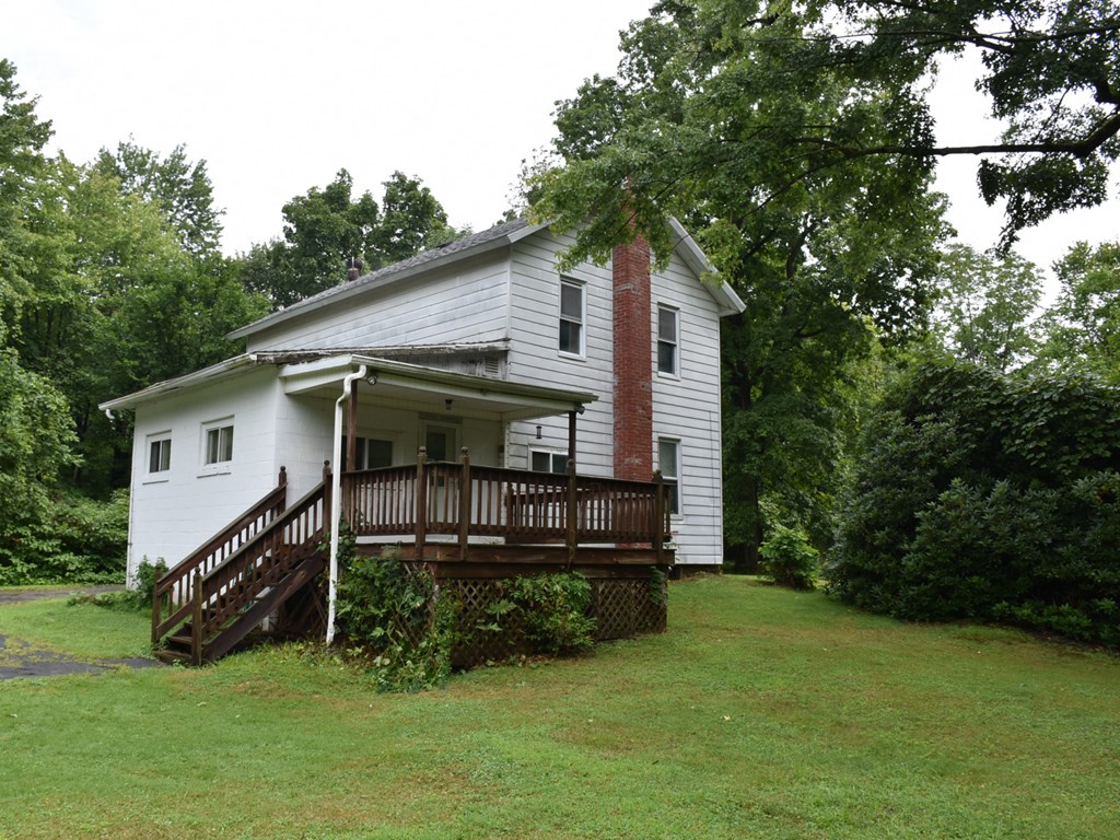 20185 Homecroft Road Meadville, PA 16335 - Photo 4 of 28
