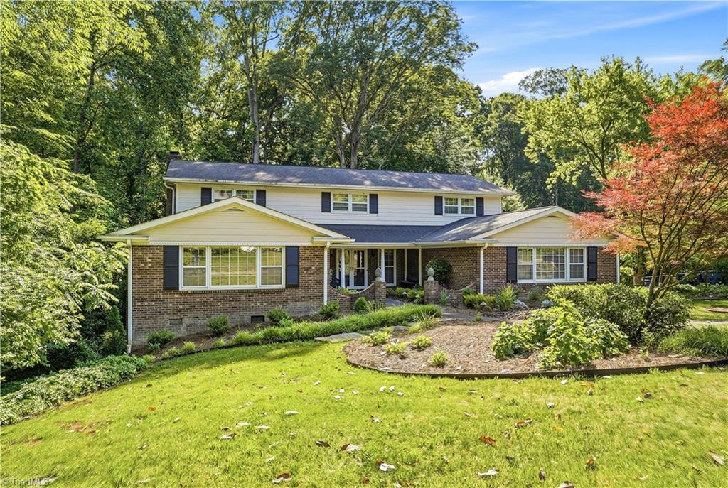 612 Hertford Road Winston-Salem, NC 27104 - Photo 2 of 49