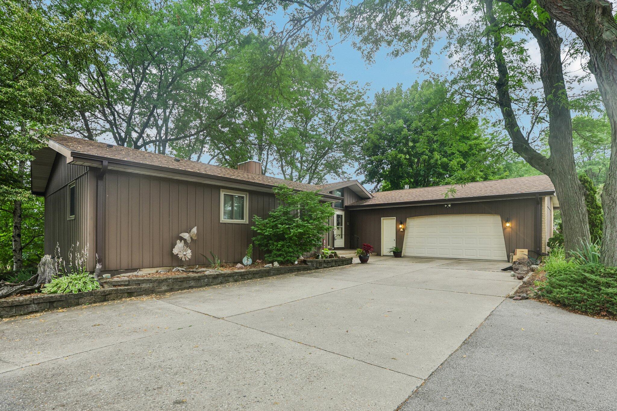 1615 Poeppel Road Koshkonong, WI 53538 - Photo 2 of 41 4-web-or-mls-Poeppel Rd-S2807-004
