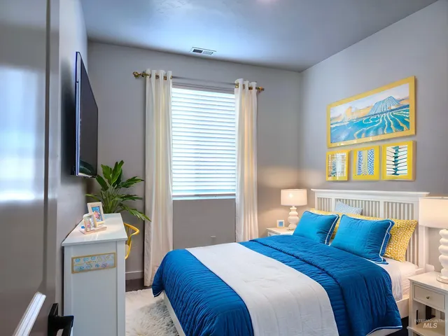 $2,195 | 350 North Lagrasse Lane, Star, ID 83669