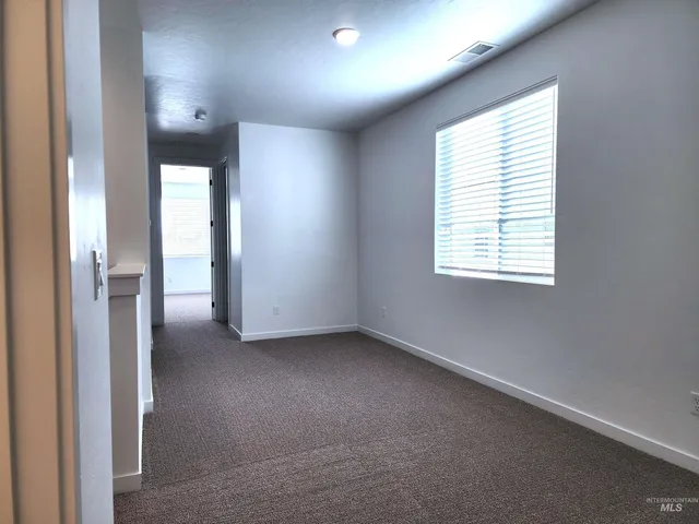 $2,195 | 350 North Lagrasse Lane, Star, ID 83669