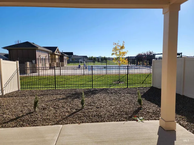 $2,195 | 350 North Lagrasse Lane, Star, ID 83669