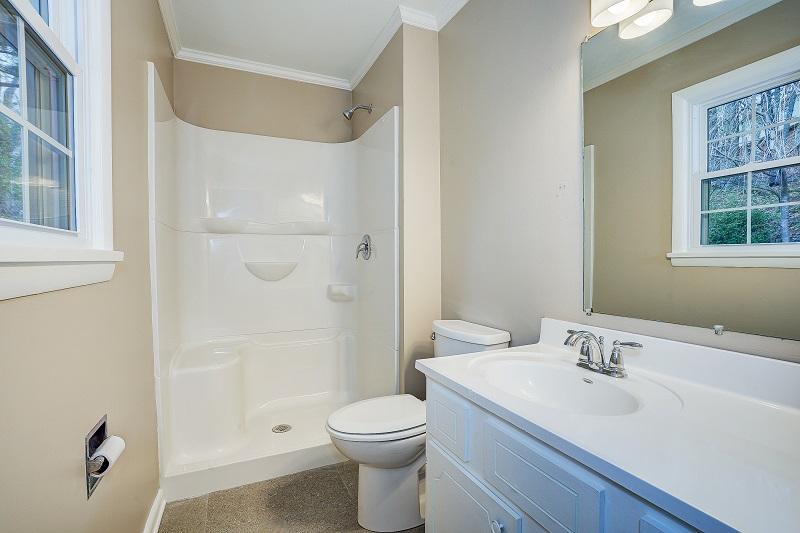 5828 Merriman Road Roanoke, VA 24018 - Photo 12 of 33 Master Bath