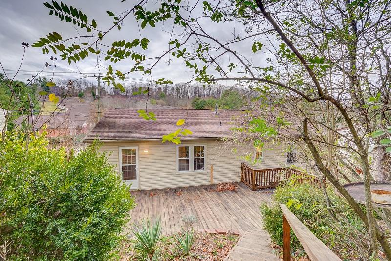 5828 Merriman Road Roanoke, VA 24018 - Photo 28 of 33 Back 2