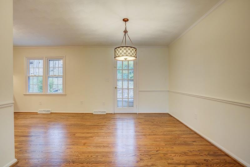 5828 Merriman Road Roanoke, VA 24018 - Photo 4 of 33 Dining Area 1
