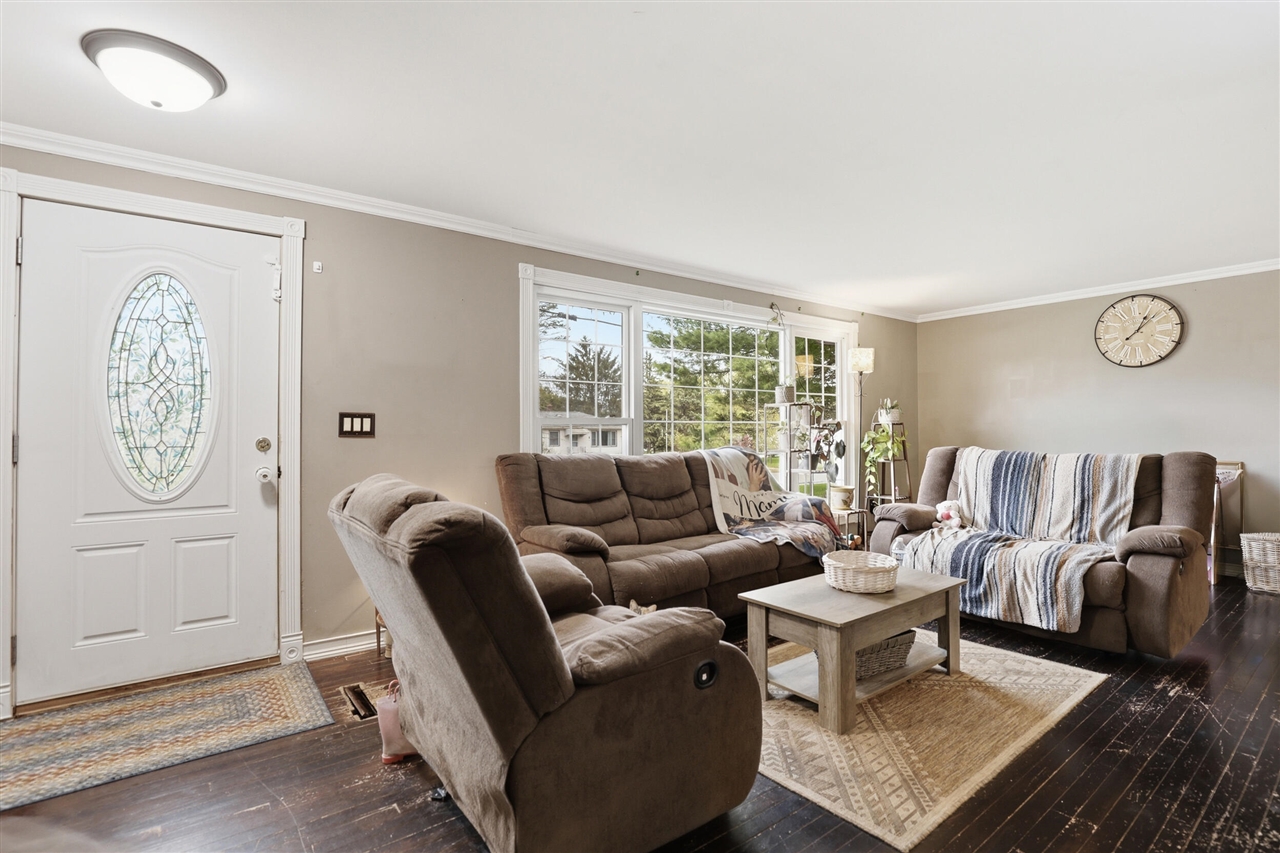 413 West Church Avenue Reed City, MI 49677 - Photo 5 of 44