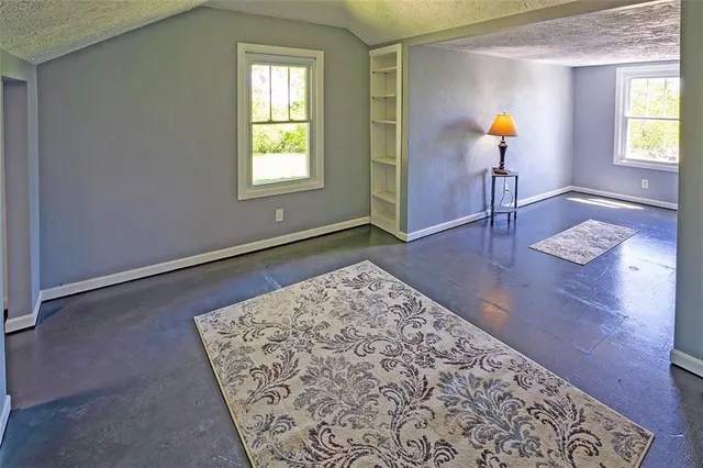 $214,900 | 6930 North Spruce Street, Middletown, IN 47356