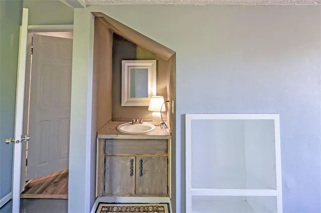 $214,900 | 6930 North Spruce Street, Middletown, IN 47356