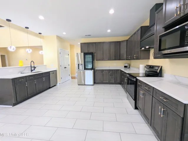 $500,000 | 162 Plantation Way, Byhalia, MS 38611