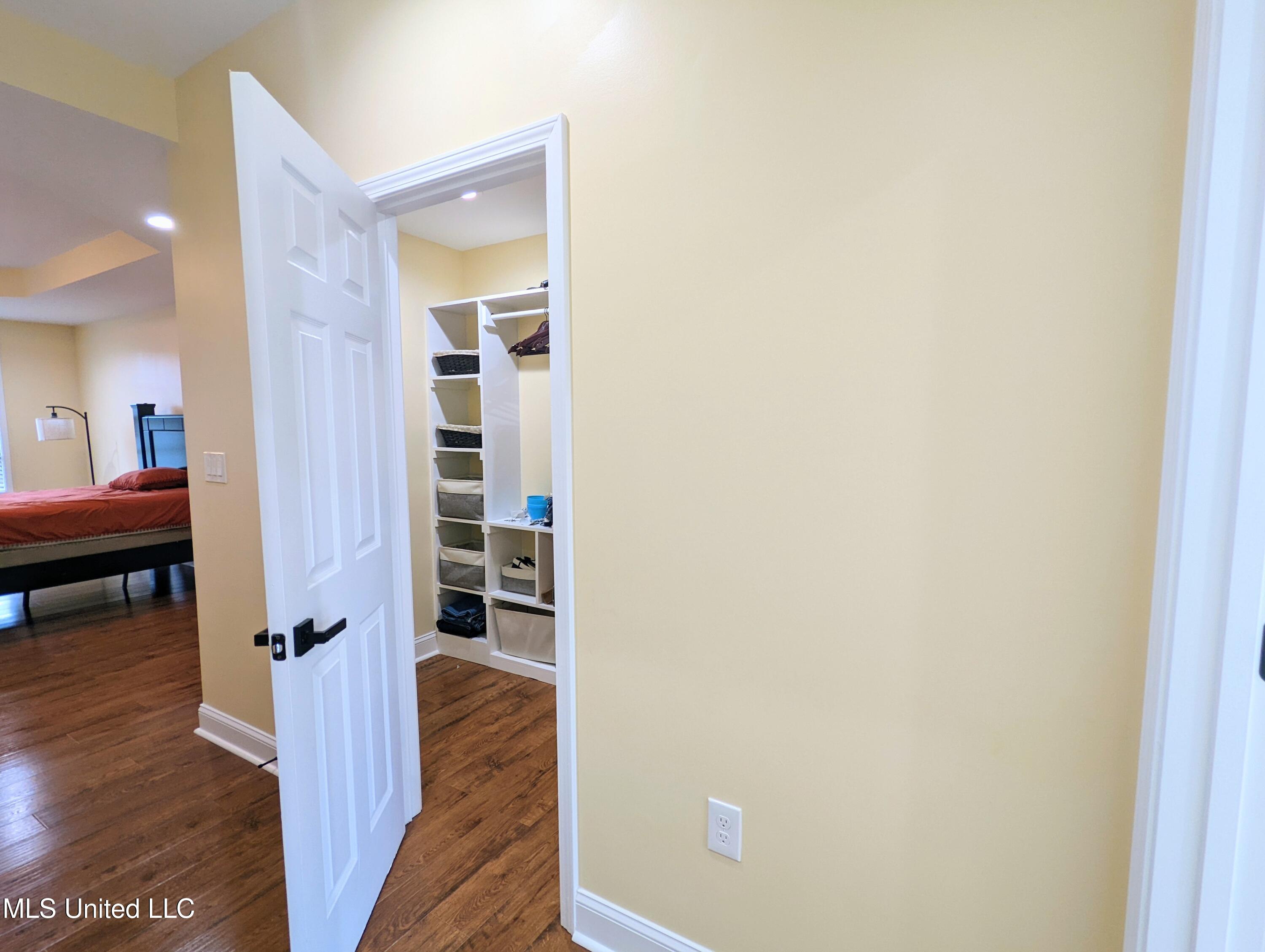 162 Plantation Way Byhalia, MS 38611 - Photo 20 of 48 PXL_20250912_195505441~2