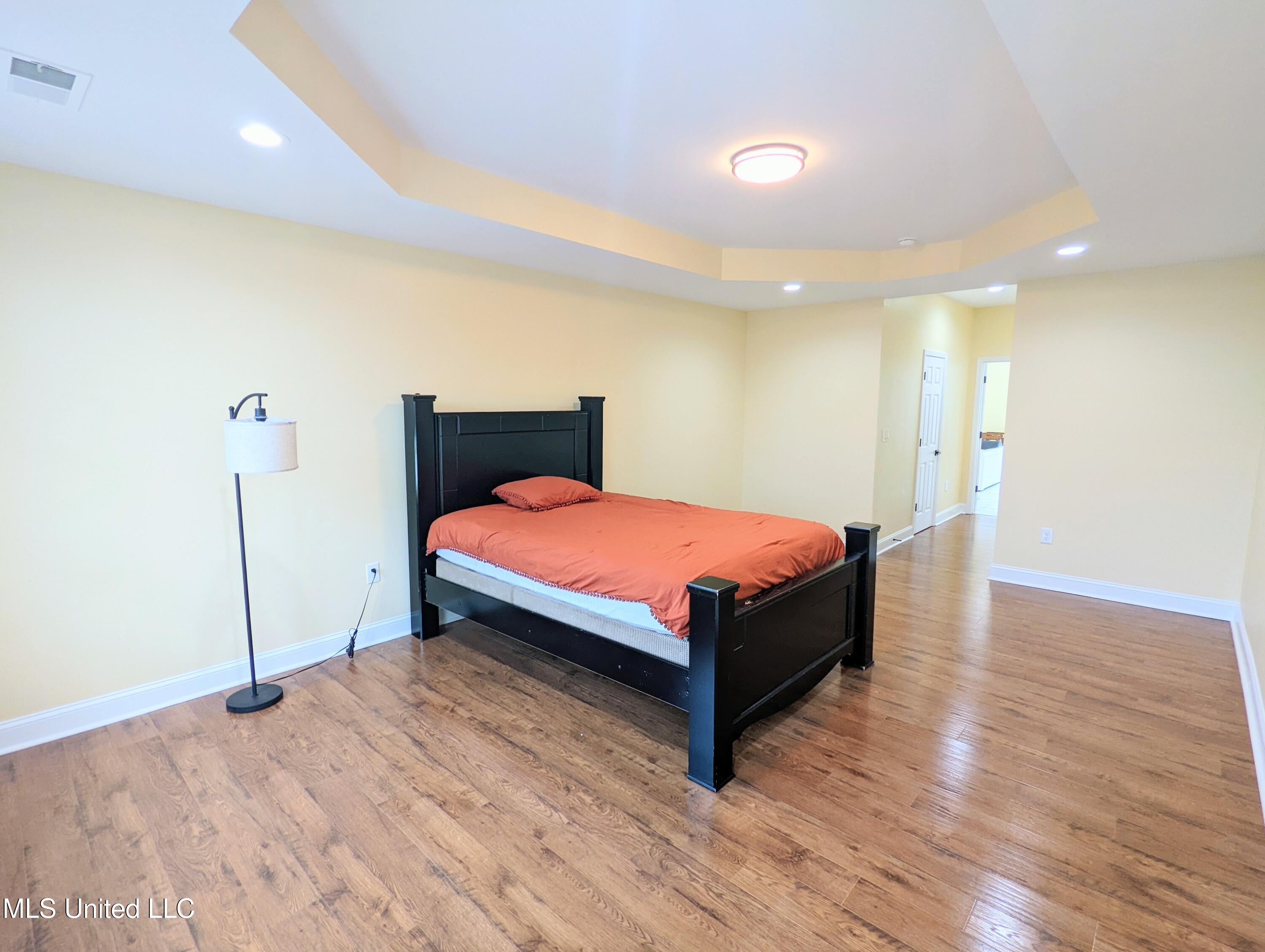 162 Plantation Way Byhalia, MS 38611 - Photo 24 of 48 PXL_20250912_195754403~2