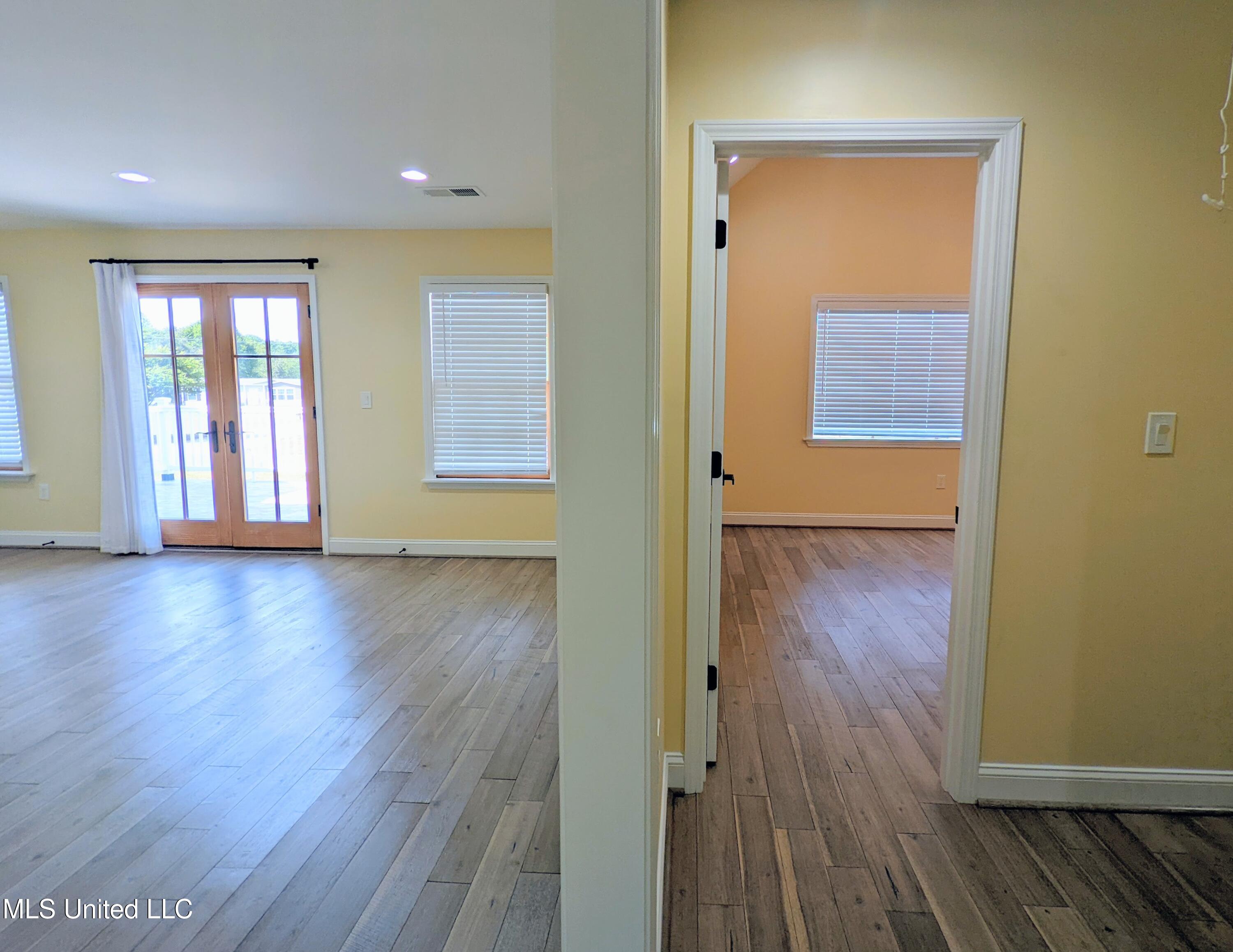 162 Plantation Way Byhalia, MS 38611 - Photo 27 of 48 PXL_20250912_194010405~2