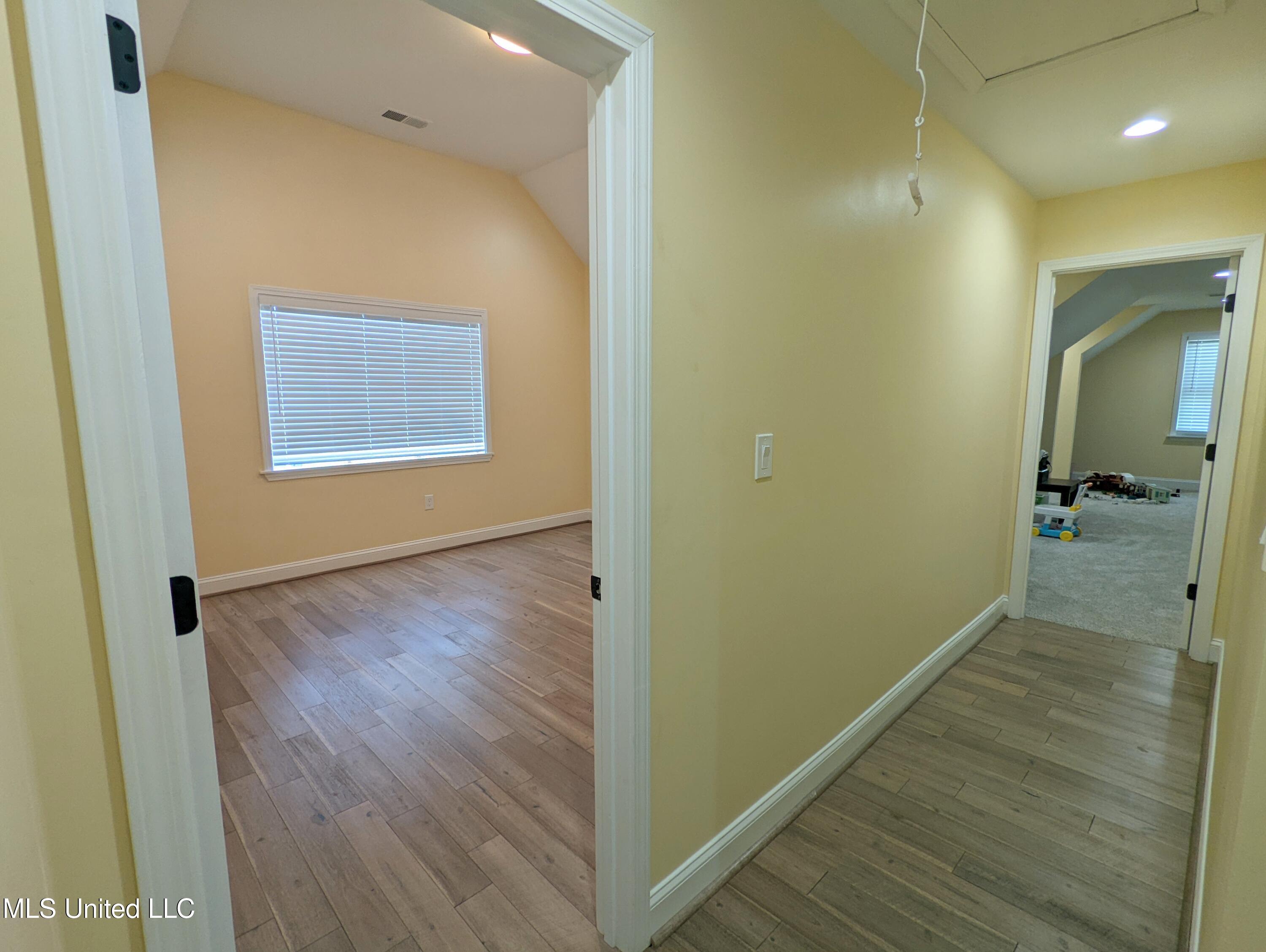 162 Plantation Way Byhalia, MS 38611 - Photo 29 of 48 PXL_20250912_194030403