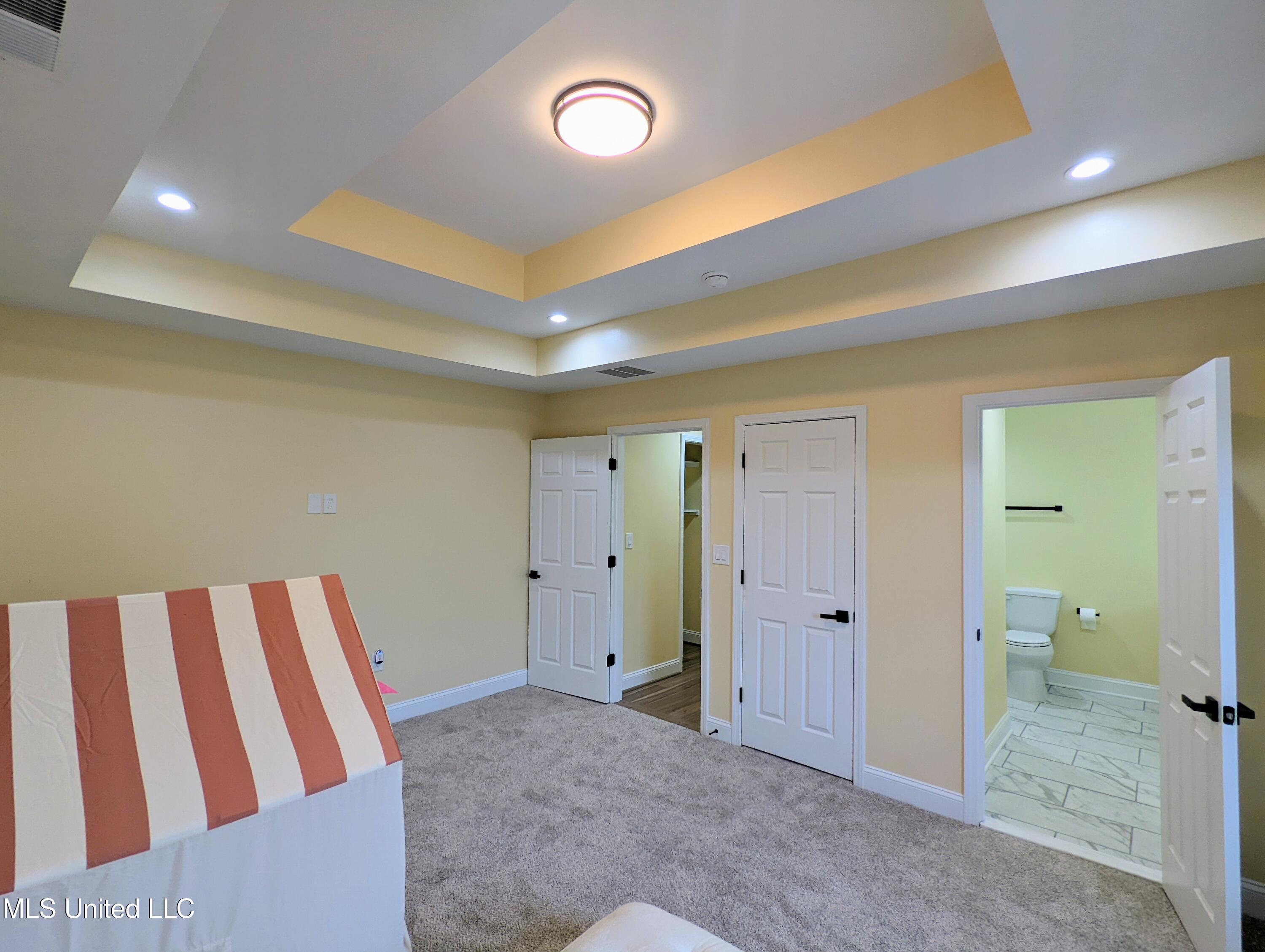 162 Plantation Way Byhalia, MS 38611 - Photo 33 of 48 PXL_20250912_193955835~2