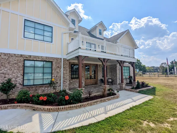 $500,000 | 162 Plantation Way, Byhalia, MS 38611