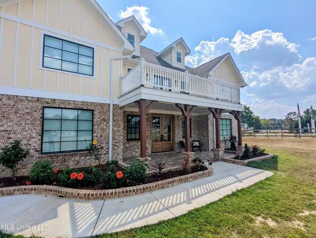 $500,000 | 162 Plantation Way, Byhalia, MS 38611