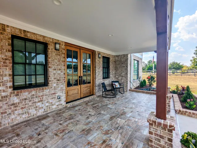 $500,000 | 162 Plantation Way, Byhalia, MS 38611