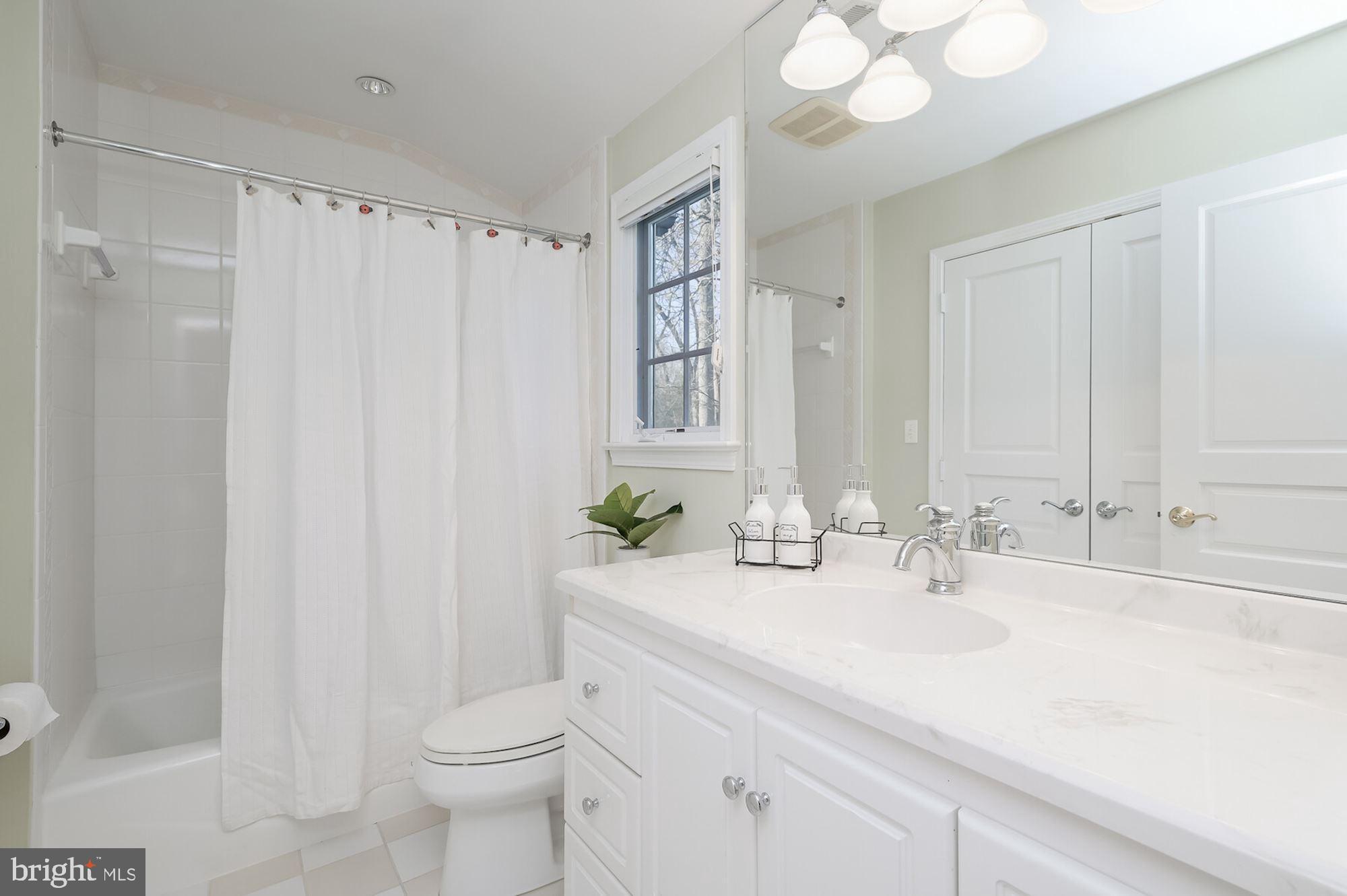 9012 Belmart Road Potomac, MD 20854 - Photo 28 of 38