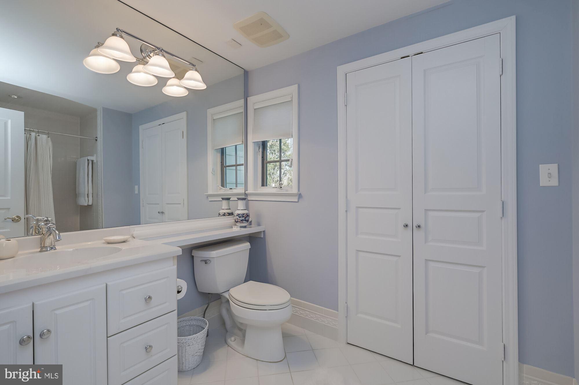 9012 Belmart Road Potomac, MD 20854 - Photo 31 of 38