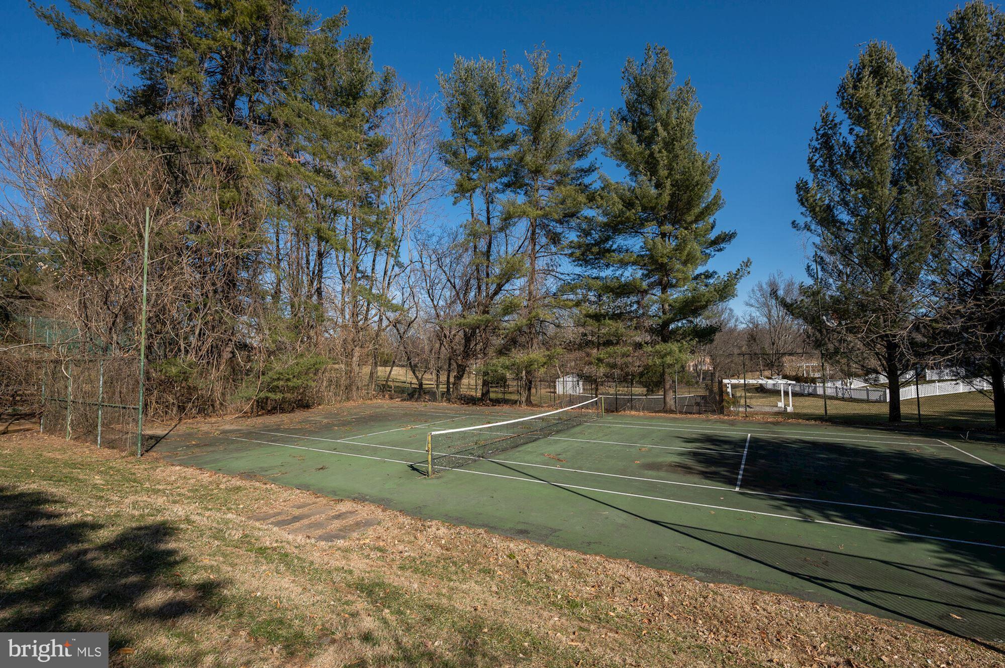 9012 Belmart Road Potomac, MD 20854 - Photo 35 of 38