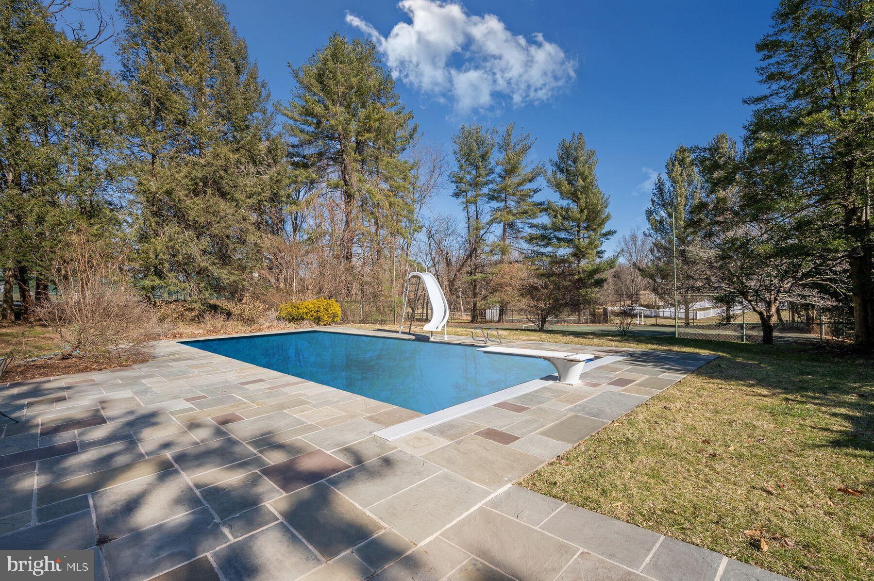 9012 Belmart Road Potomac, MD 20854 - Photo 36 of 38