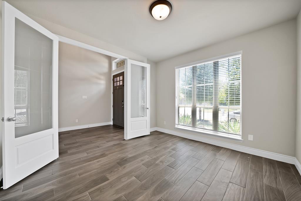 841 Knoxbridge Road Forney, TX 75126 - Photo 8 of 39 Gallery Image 8