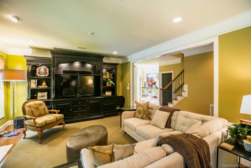 111 Renwick Road, Unit 1 Charlotte, NC 28211 - Photo 12 of 24 Gallery Image 12