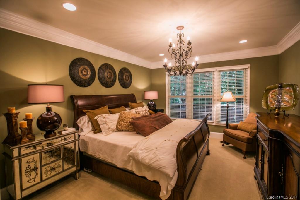 111 Renwick Road, Unit 1 Charlotte, NC 28211 - Photo 14 of 24 Gallery Image 14
