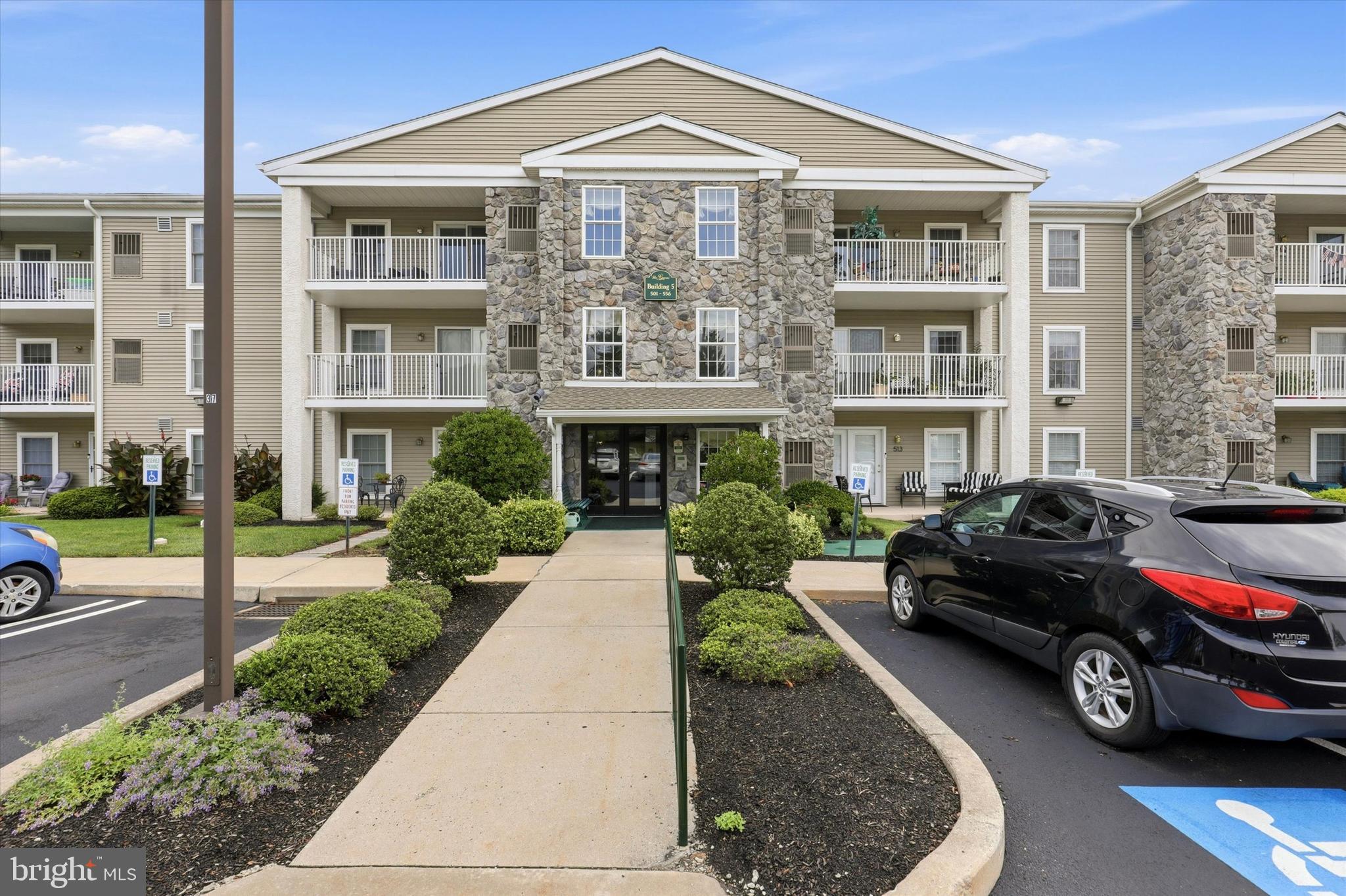 501 Brandon Road Norristown, PA 19403 - Photo 1 of 26 Gallery Image 1