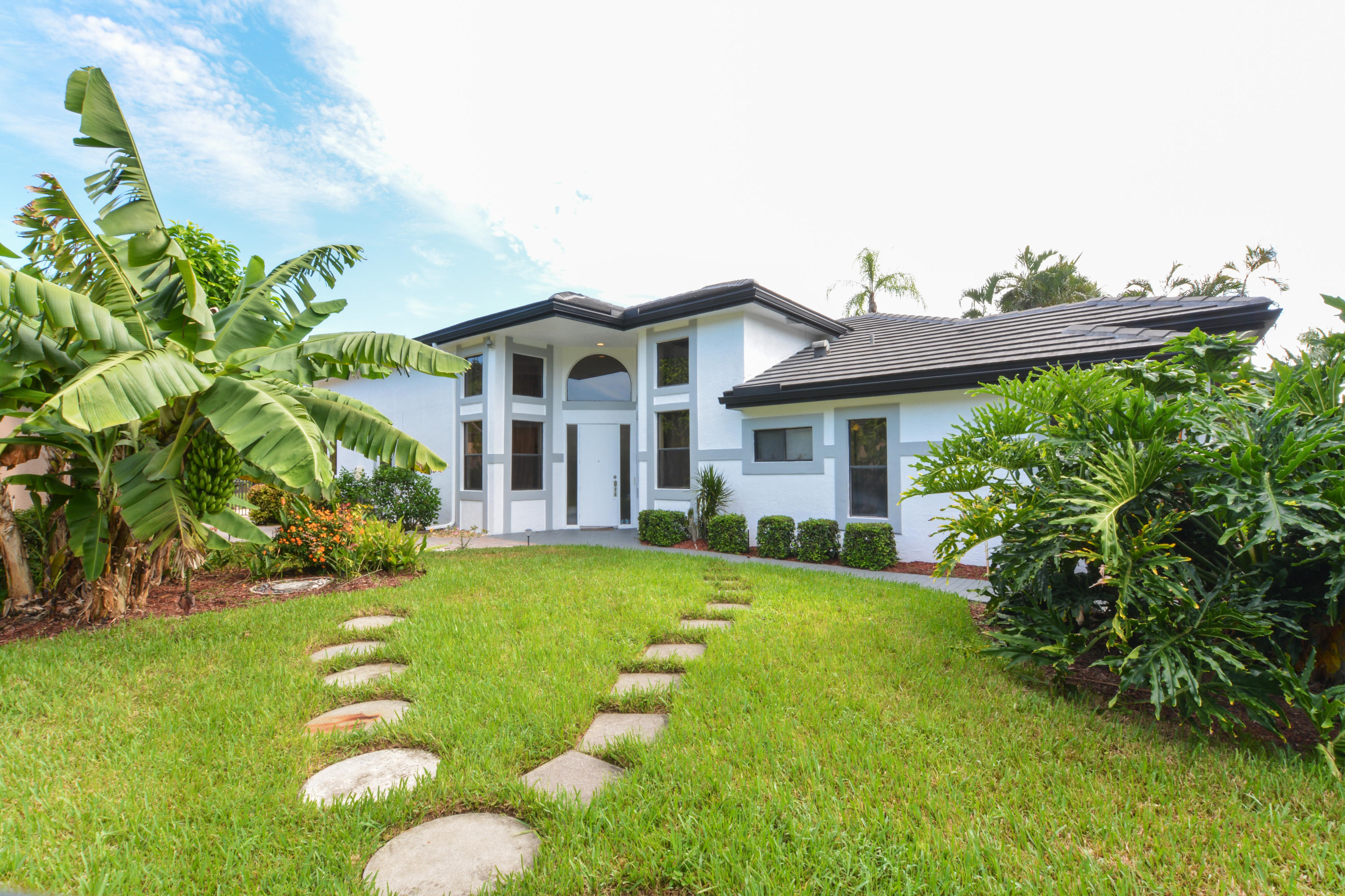 5490 Steeple Chase Boca Raton, FL 33496 - Photo 1 of 1 VHT-RX-10273642_0.jpg