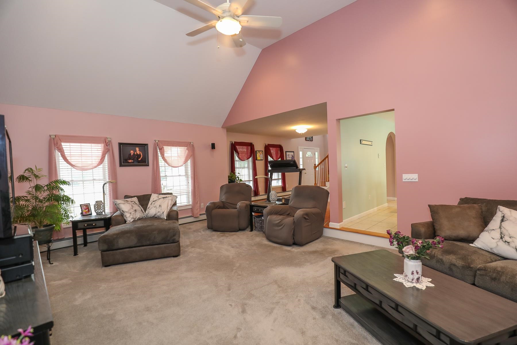 53 Lindsay Road Hooksett, NH 03106 - Photo 14 of 39
