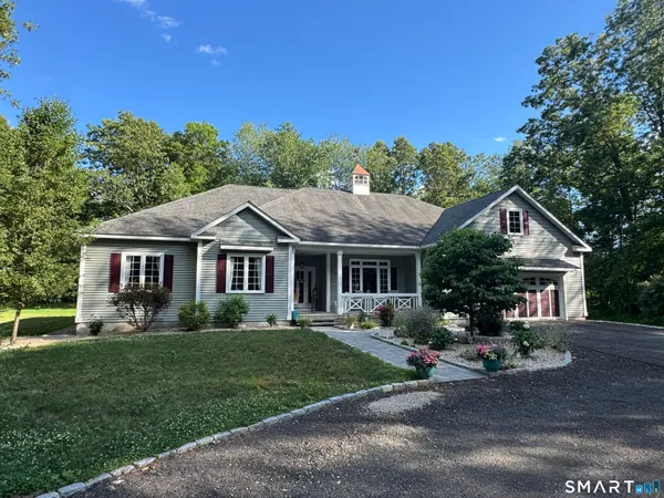$785,000 | 1953 Hartford Turnpike, North Haven, CT 06473