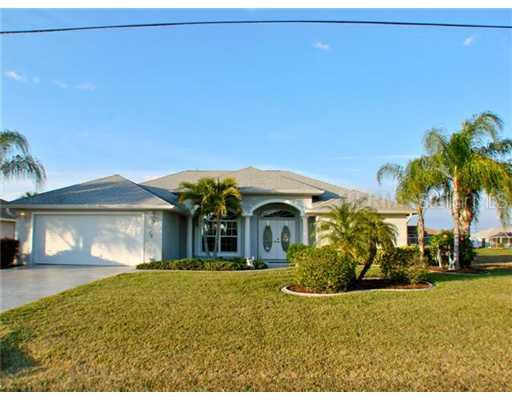 15 Medalist Road Rotonda West, FL 33947 - Photo 1 of 1 Exterior Front