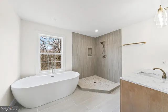 $834,900 | 179 Ellicott Road, Avondale, PA 19311