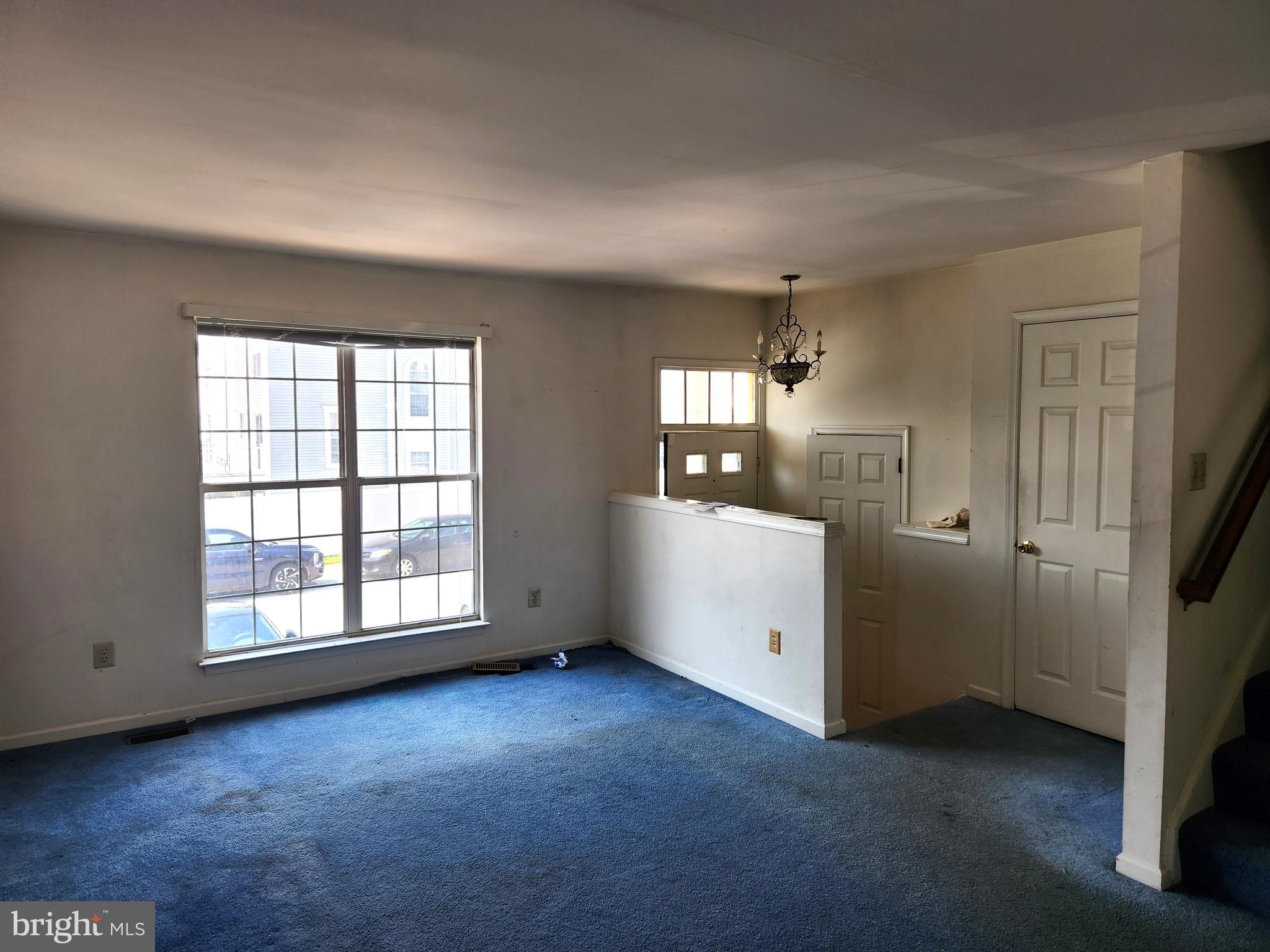 409 Feather Drive Newark, DE 19702 - Photo 3 of 15