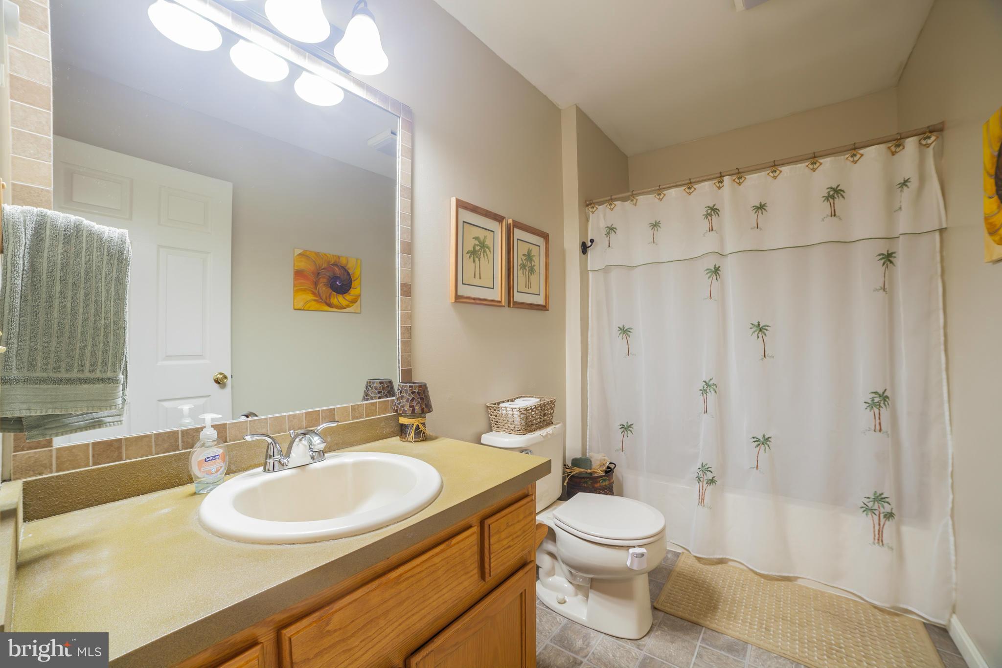 18 Oakview Court Ridgely, MD 21660 - Photo 15 of 27 Bath
