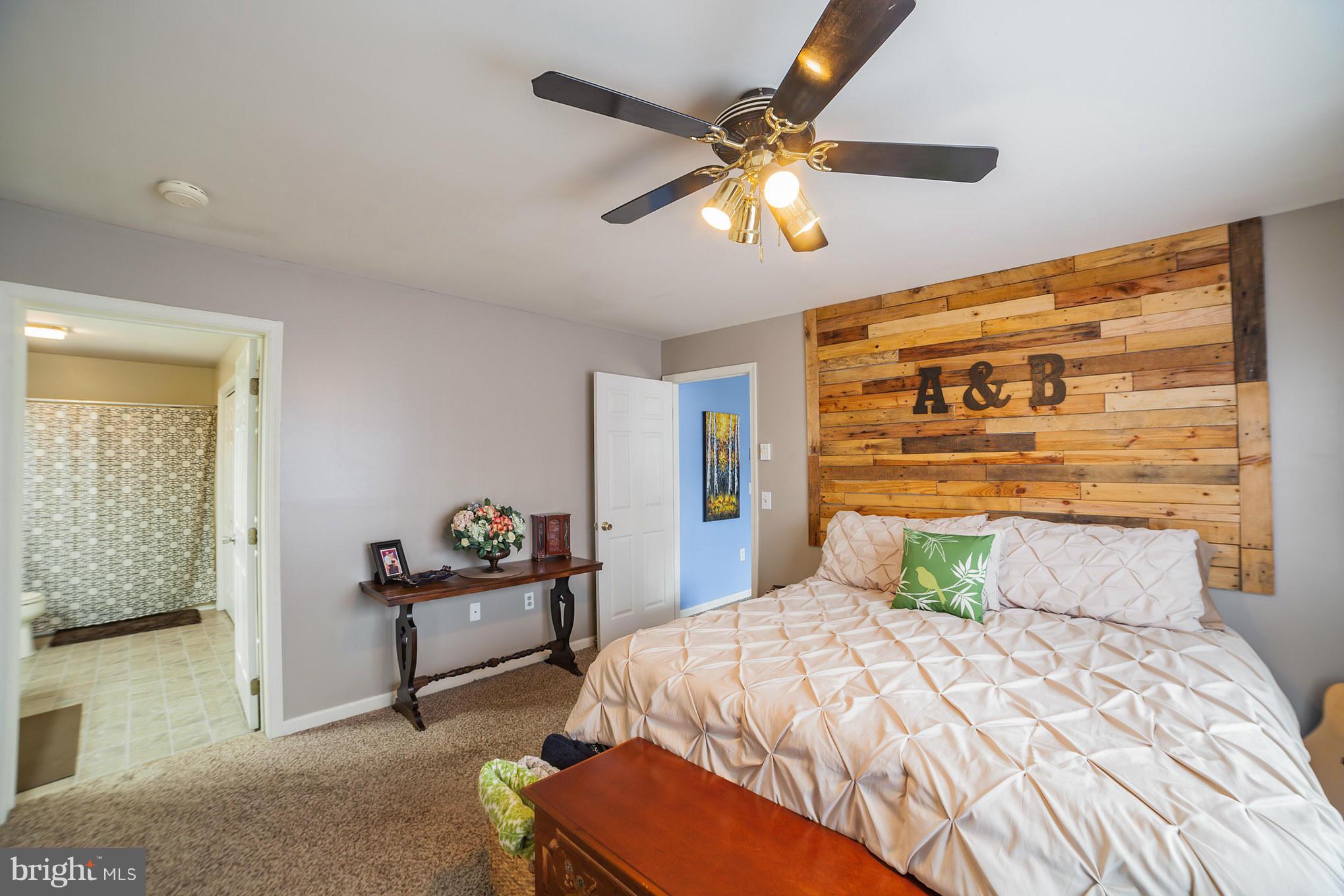 18 Oakview Court Ridgely, MD 21660 - Photo 6 of 27 Bedroom (Master)